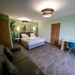 Domaine De Presle Saumur, The Originals Relais Hotel 3*