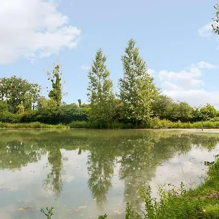 Domaine De Presle Saumur, The Originals Relais 3* Distre