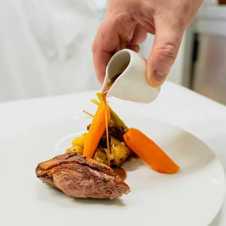 Domaine De Presle Saumur, The Originals Relais Hotel Distre