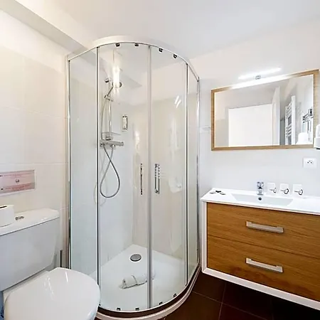 Domaine De Presle Saumur, The Originals Relais Hotel 3*