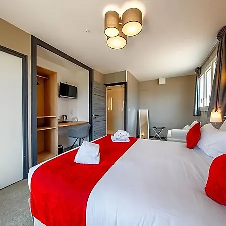 Hotel Domaine De Presle Saumur, The Originals Relais
