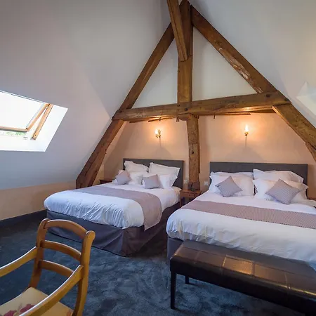 Отель Domaine De Presle Saumur, The Originals Relais Distre